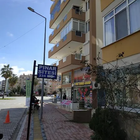 Квартира Трёхкомнатная У Моря Apartment Mahmutlar